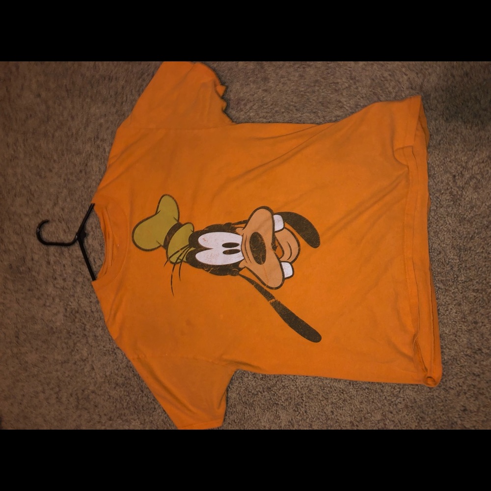 Vintage 90s distressed Goofy Graphic Tee
